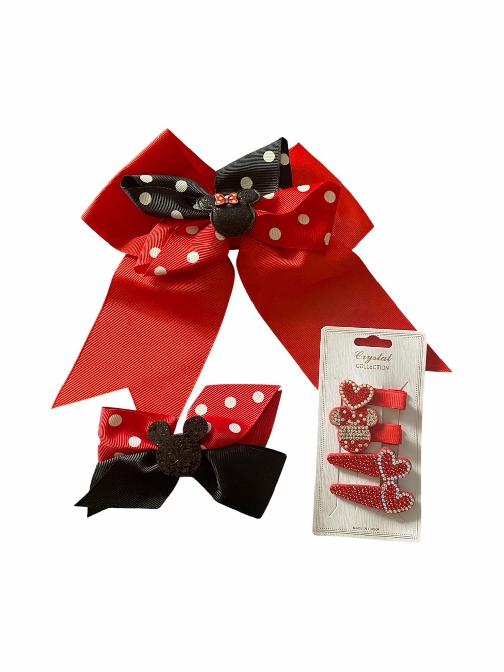NWT-MINNIE MOUSE HAIR ACCESSORIES